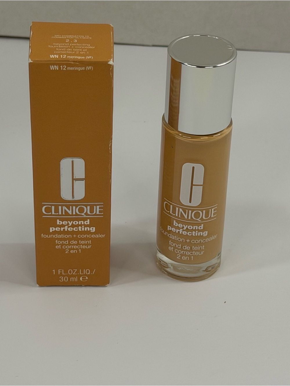Meringue WN12 NIB Clinique Beyond Perfecting Foundation + Concealer 1 oz